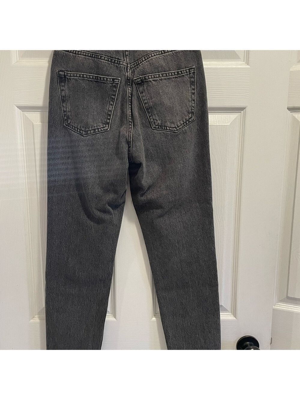 NWT TOPSHOP Distressed Washed Black Mom Tapered Jeans size 4 / 26 - Picture 9 of 12